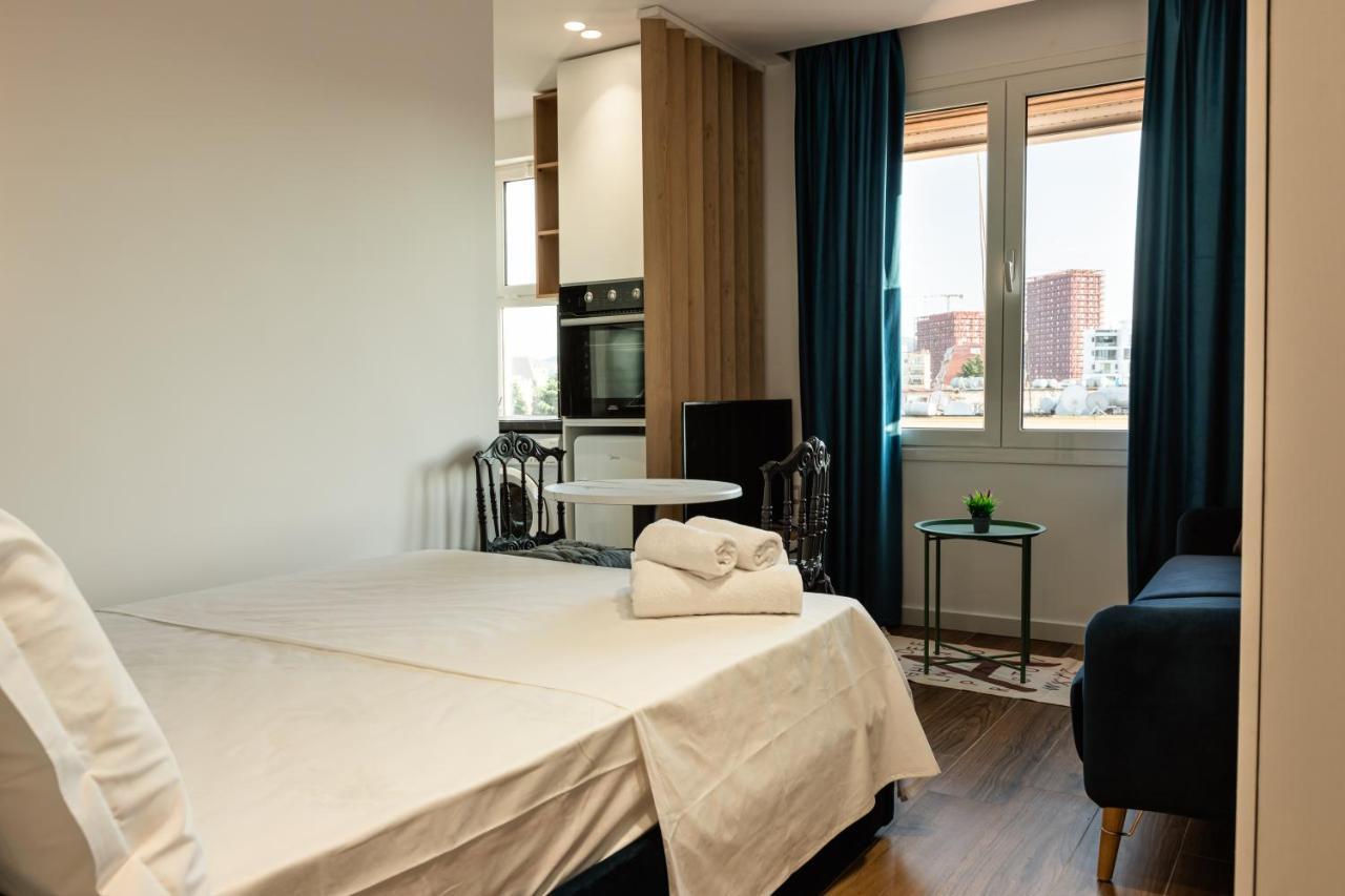Cozy And Chic Studio Apartment ティラナ エクステリア 写真